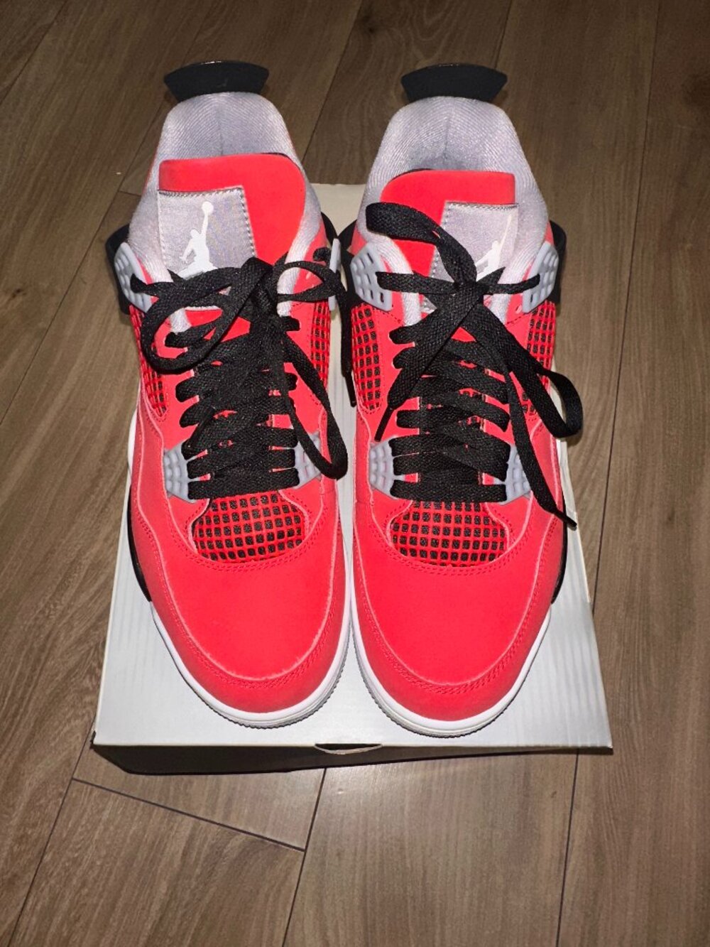 Size 10.5 - Air Jordan 4 Retro 2026 Toro Bravo